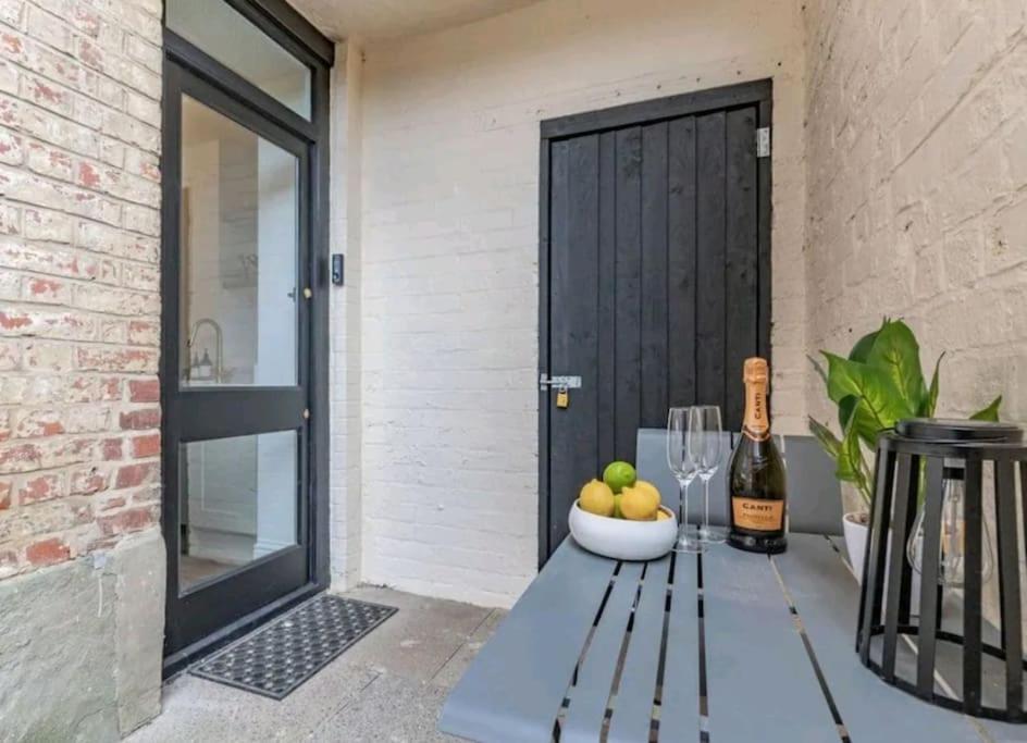 St Marg's Hideaway: Grade II Listed Luxury in Cheltenham's Heart Exterior photo